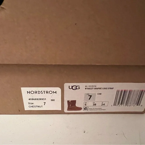 NEW UGG W Bailey Graphic Logo Strap Boot - chestnut - Picture 10 of 11